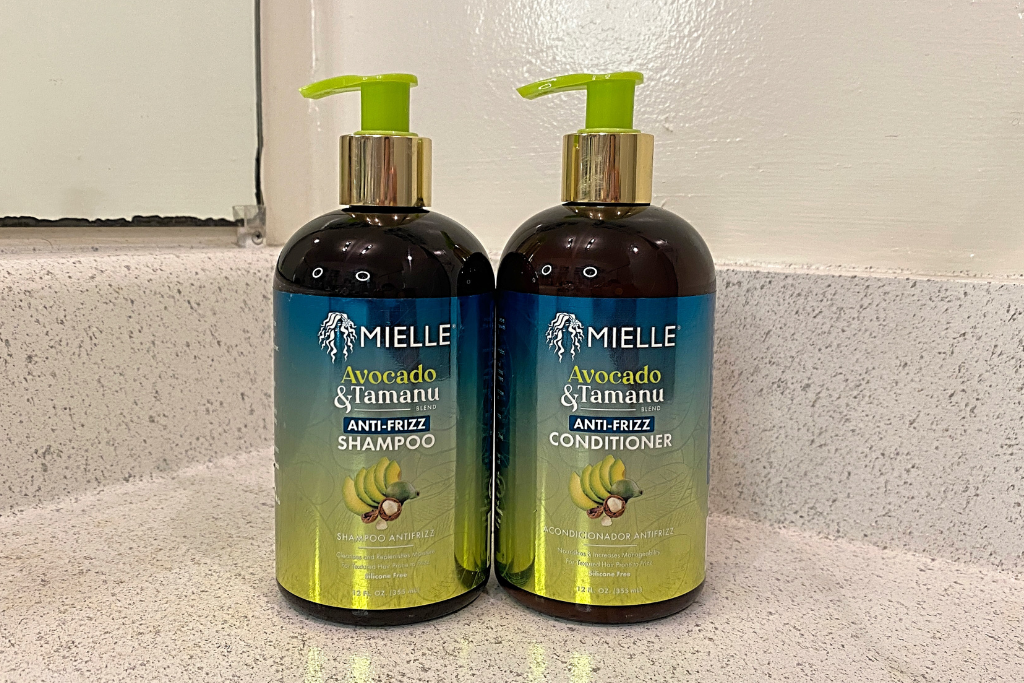 Avocado & Tamanu Anti-Frizz Stay Straight Serum- MIELLE